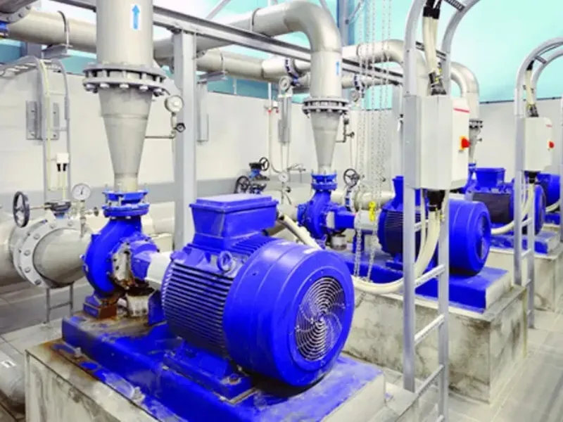 Cylindrical roller bearings ensuring reliable operation in industrial pumps and air compressors.