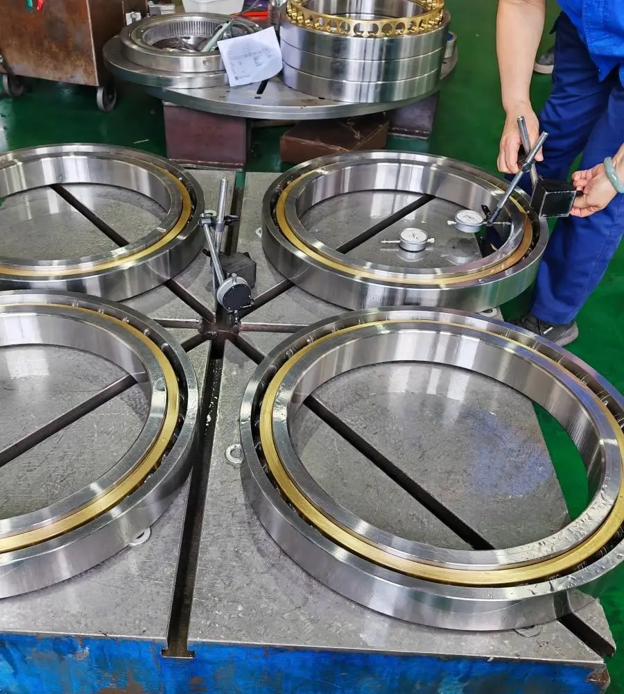 Quality inspection for double row angular contact ball bearings before delivery