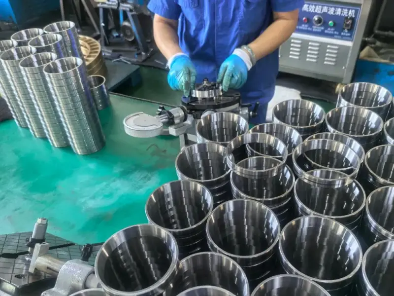 Precision testing for high accuracy machine tool bearings