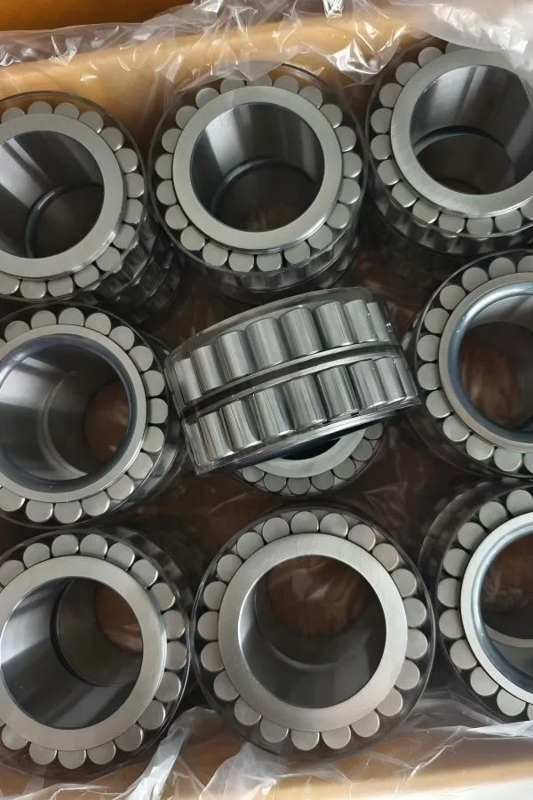 Full complement cylindrical roller bearing assembly process