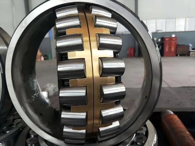 Spherical roller bearing internal structure