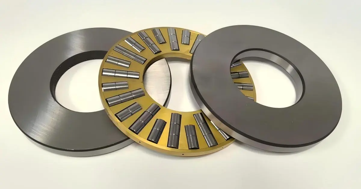 Cylindrical roller thrust bearing