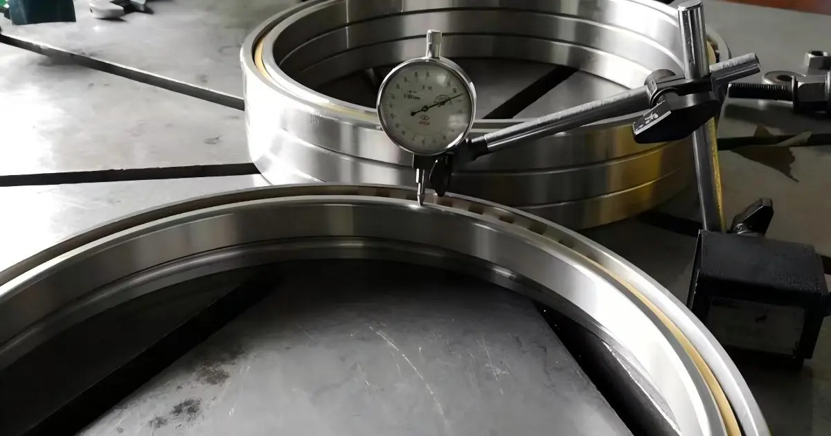 Precision bearing radial and axial runout inspection